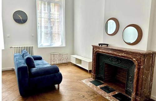 Douai Apartment | La Suite Private Spa Blue in the heart of Douai