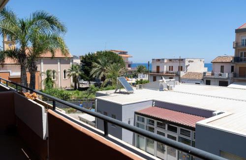 Fondachello Apartment | La Terrazza di Sara