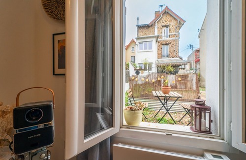 Argenteuil Apartment | La Tiny House Bohémienne