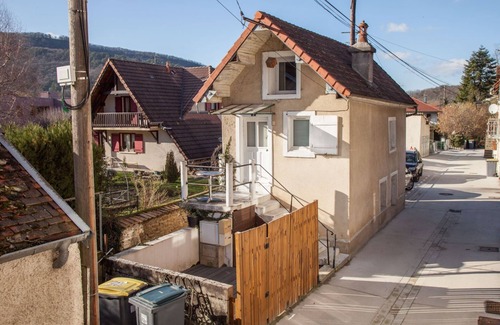 Beure House | La Tiny - Small detached house