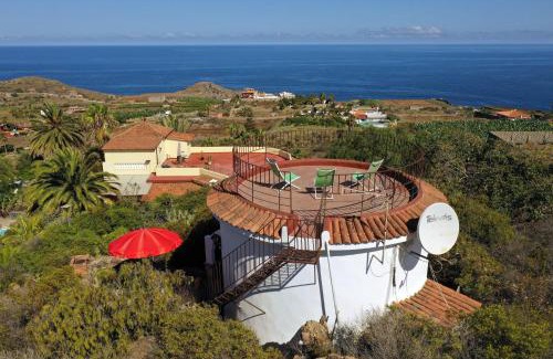 Buen Paso House | La Torre - Finca Tabaiba by TOR