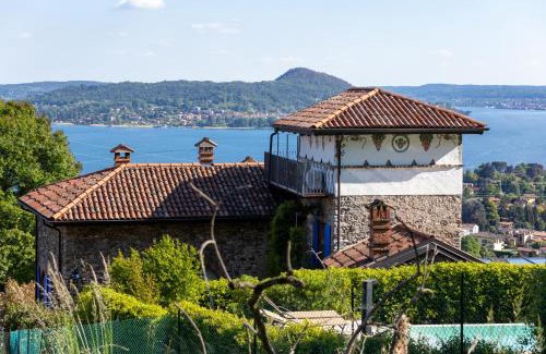 Lesa Bed & Breakfast | La TORRETTA Studios & Suite