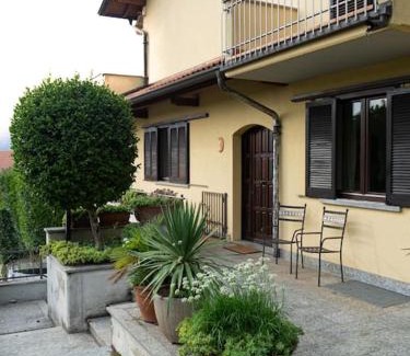 Luino Villa | La tua villa sul Lago - Casa Kollegger