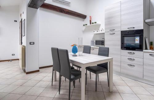 Alzano Lombardo Apartment | La Vecchia Filanda 4 - Alzano Lombardo - by Host4U