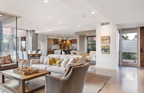 Ivins Apartment | La Verde- Modern Desert Home.