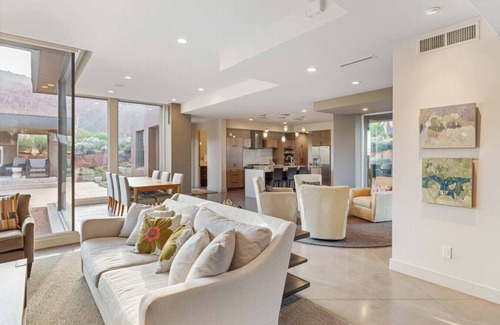 Ivins Apartment | La Verde- Modern Desert Home.
