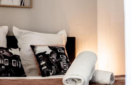 Beaune Apartment | La Vie En Rose, Studio Cv Beaune