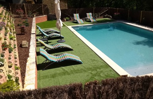 Sarlat-la-Caneda Villa | LA VILLA DES HAUTS DE SARLAT 1.5 km FROM THE HISTORIC CENTER Sleeps 6 to 10