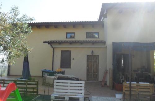 Citta Sant'Angelo Bed & Breakfast | LA VILLA IN CAMPAGNA