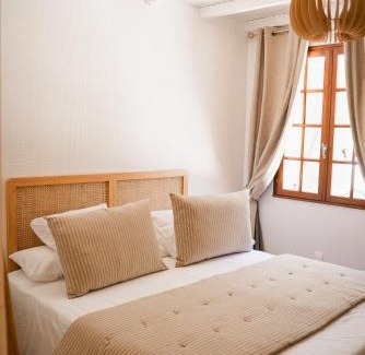 Cotignac House | La villa Oléa