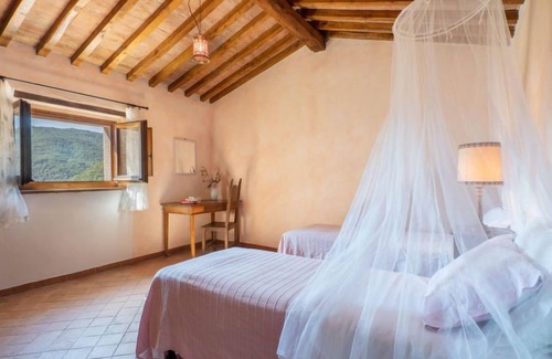 Pieve di Chio House | La Vittoria by Interhome