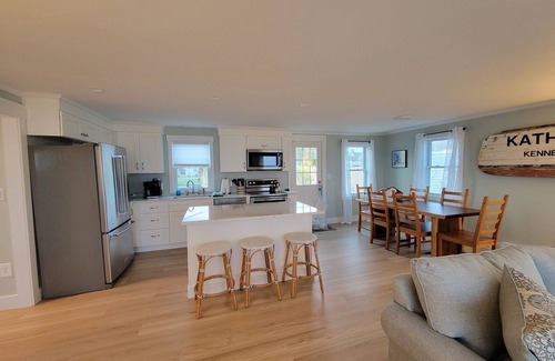 Kennebunk House | LABOR DAY WEEK AVAILABLE! Oceanfront house on Kennebunk Beach
