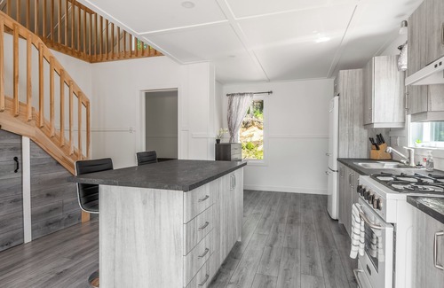 Saint-Raymond Ski Chalet | Lac-Mercher-3 - Modern construction on the waterfront