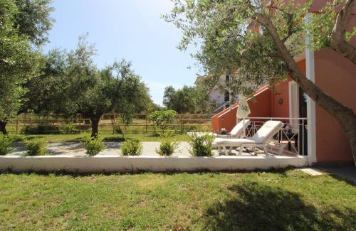 Mavrovouni Apartment | Laconian Collection Mavrovouni Beach House (Left)