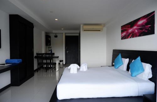 Karon Hotel | Lae Lay Suite