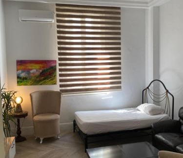 La Fayette Apartment | Lafayette Central Apartment
