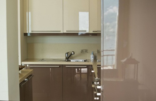 Laglio Apartment | Laglio executive Lake View Garden Apartment with Pool by Italian Apartments.
