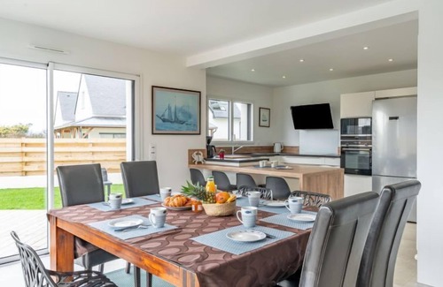 Treffiagat House | Lagon bleu by Interhome