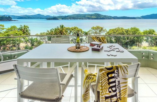 Hamilton Island Apartment | Lagoon 202 Hamilton Island