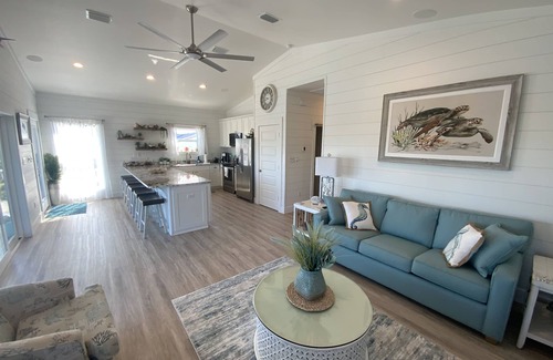 Gulf Shores House | Lagoon Front Luxury Beach Home With Private Pool!