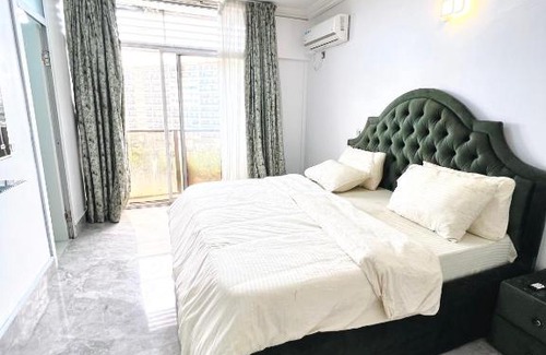 Ofin Apartment | Lagoon view