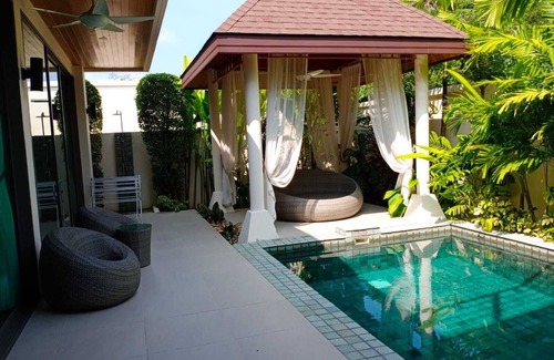 Laguna Villa | laguna chilling house