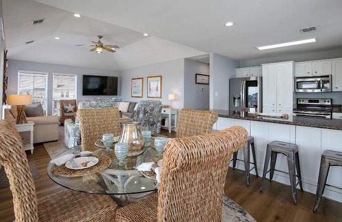 Pointe San Luis House | Lagunita! Easy Beach Access & Water Views!