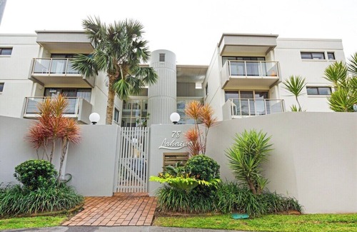 Mooloolaba Apartment | Lahaina Unit 7 - Beachfront in Mooloolaba!