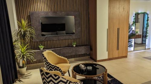 Lahore Apartment | Lahore - Luxury Studio