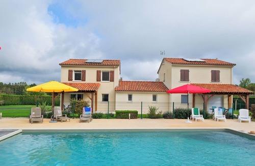 Savignac-les-Eglises House | L’Ajuda – House with Air Conditioning and Shared Pool in Savignac-les-Églises