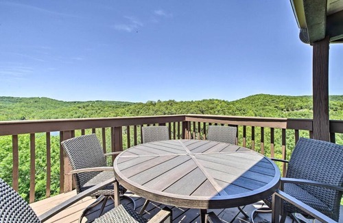 Indian Point Apartment | Lake and Ozark Mountain Views, 3 Min to SDC!