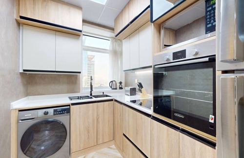Jumeirah Lake Towers Apartment | Lake City Tower - Upgraded Two Bedroom in JLT
