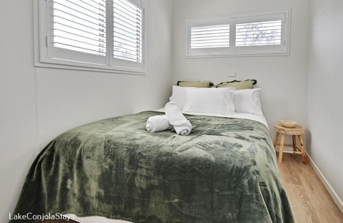 Lake Conjola House | Lake Conjola, Deepwater resort Cabin 21