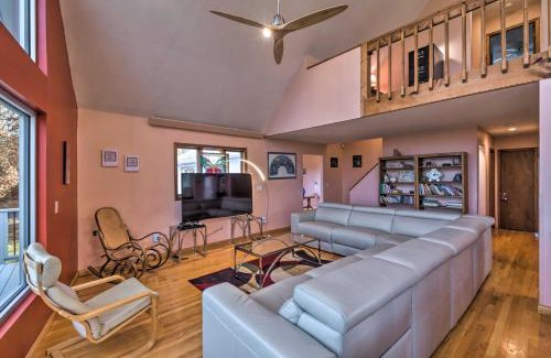 Mill Springs House | Lake Cumberland Home with Deck and Water Access!