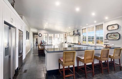 Kangaroo Valley House | Lake David Lake House - Secluded Lakefront Escape | Pool - Jacuzzi - Luxe Living