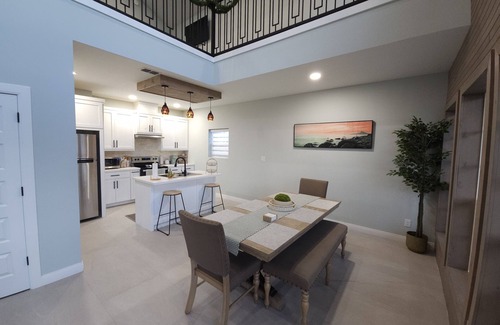 La Joya House | Lake Escape