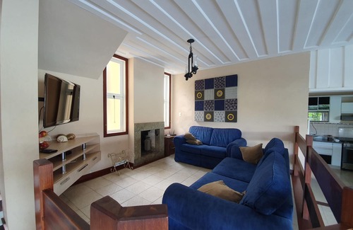 Capitolio House | LAKE ESCAPES - 5 rooms, SAUNA, barbecue, WiFi