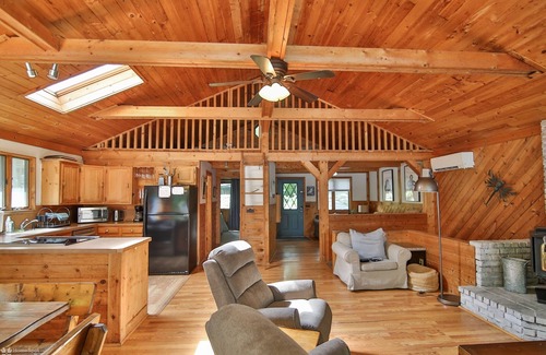 Hawley House | LAKE FRONT Home with Private Dock