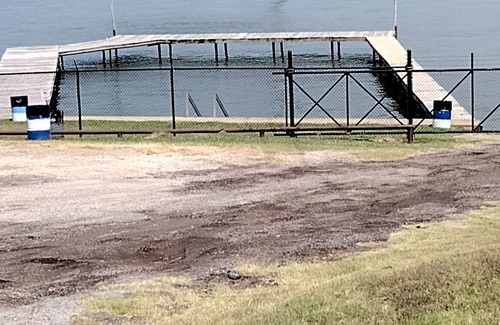Tool House | Lake front house. cool, pet friendly with fire pit & grill.