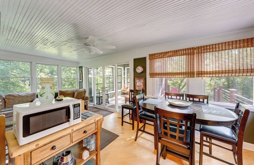 Williams Bay Cottage | Lake Geneva Family Gem w/Fenced Dog Run!