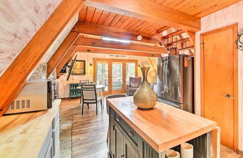 Mid America Cabin | Lake Hamilton Cabin: Boating Getaway!