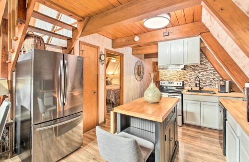 Mid America Cabin | Lake Hamilton Cabin: Boating Getaway!