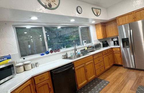 Clear Lake House | Lake House - 3 bedrooms house with WiFi and AC in serene Lower Lake
