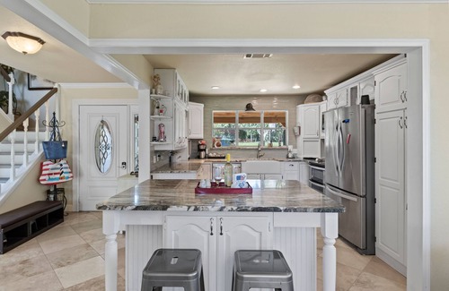 Tool House | Lake House with great lake views, Swim Spa, Large Porch ,Boat dock pet freinly