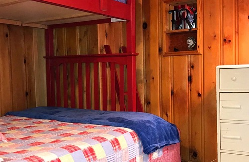 Muskoka Lakes Cottage | Lake Joseph In Foots Bay Escape