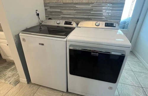 Lake Havasu City House | Lake Life at it's finest!nnSharennSave