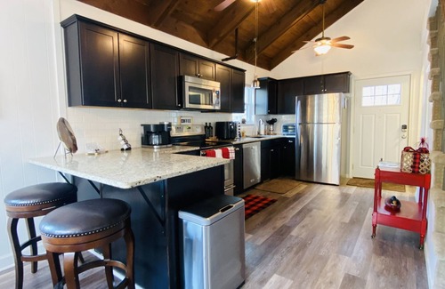 Lake Lure House | Lake Lure Retreats- Buffalo Creek Retreat, hot tub & views~Rumbling Bald Resort
