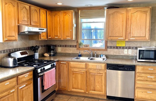 Two Rivers House | Lake Michigan views! Complimentary housekeeping with monthly stays Mar-Apr.