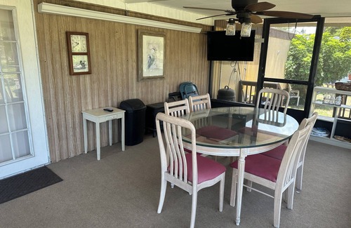 Moore Haven House | Lake Okeechobee HydeawaynPlenty of room for your boat as well!