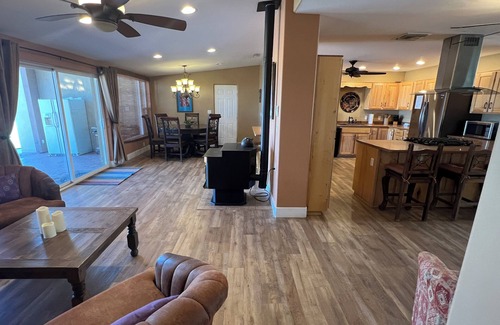 Page House | Lake Powell, Vermillion Cliffs & Golf Course VIEWS - Oh My!